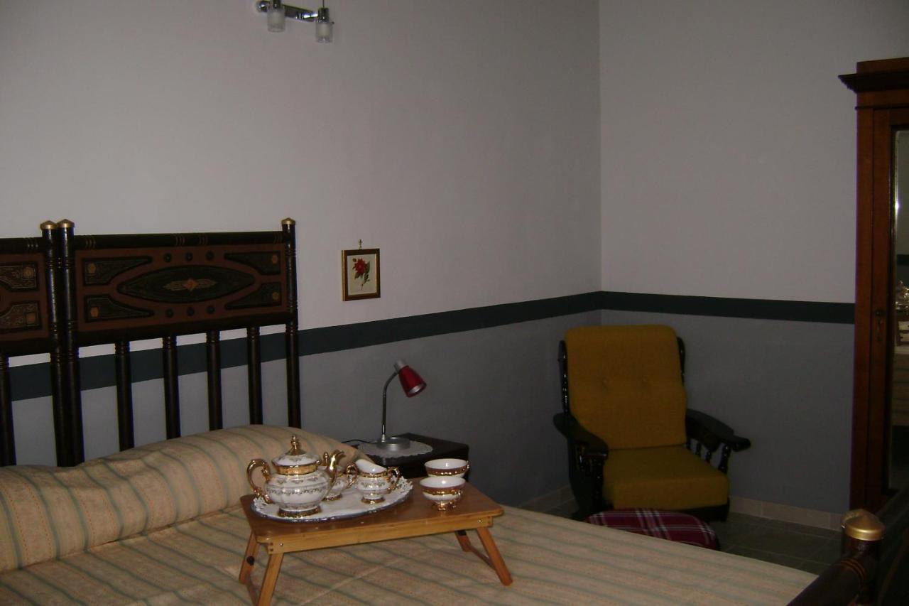 B&B Ex Magazzeno Barlotti Πέστουμ Εξωτερικό φωτογραφία