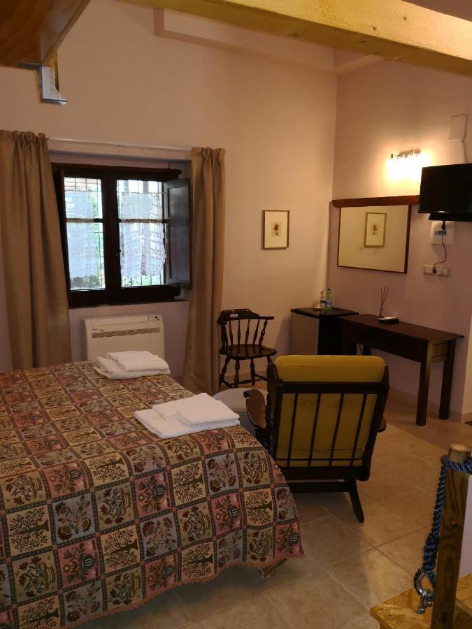 B&B Ex Magazzeno Barlotti Πέστουμ Εξωτερικό φωτογραφία